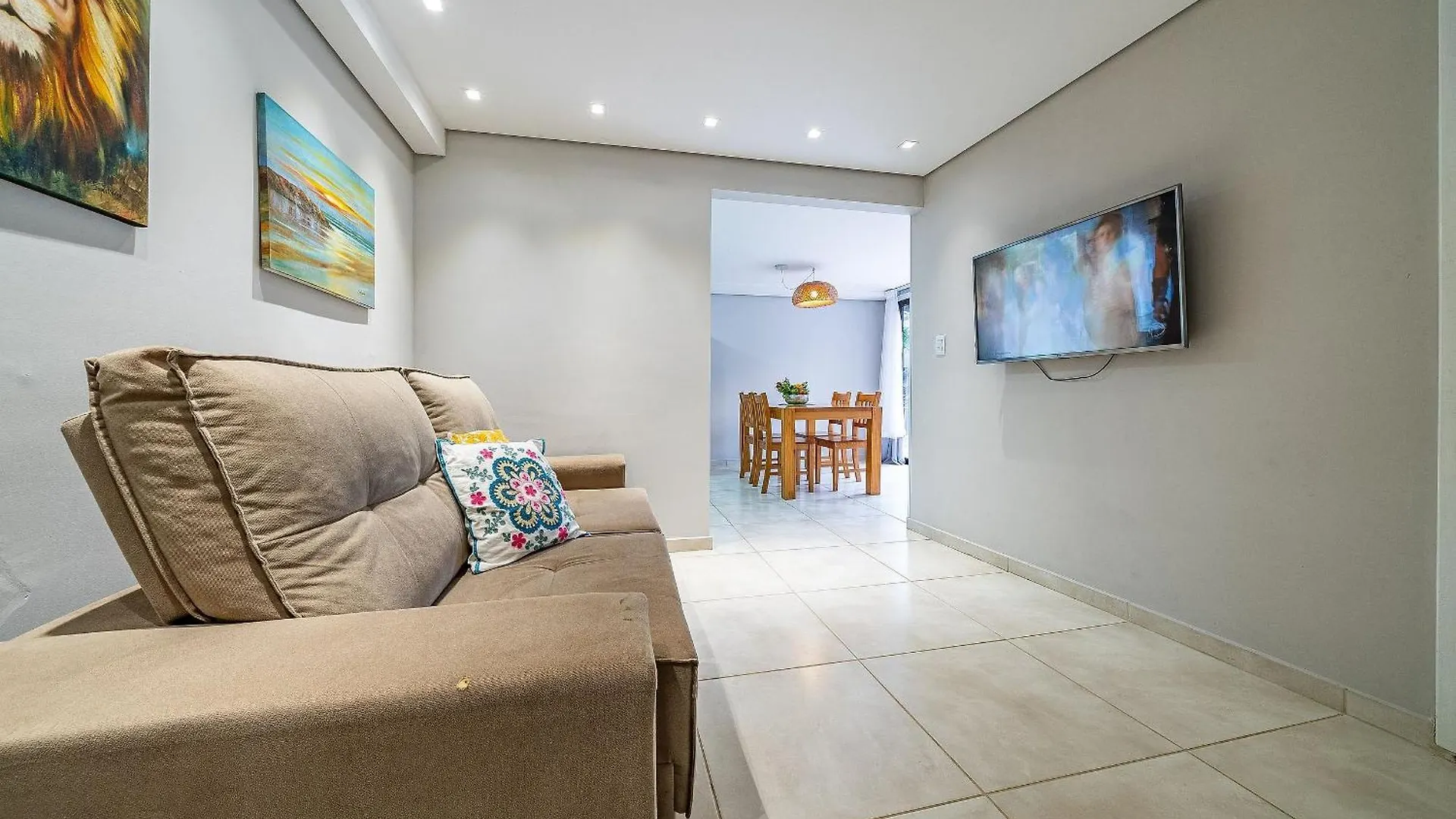 Chalet 272 - Apartamento Com 02 Dormitorios A 200M Da Praia De Canto Grande Bombinhas